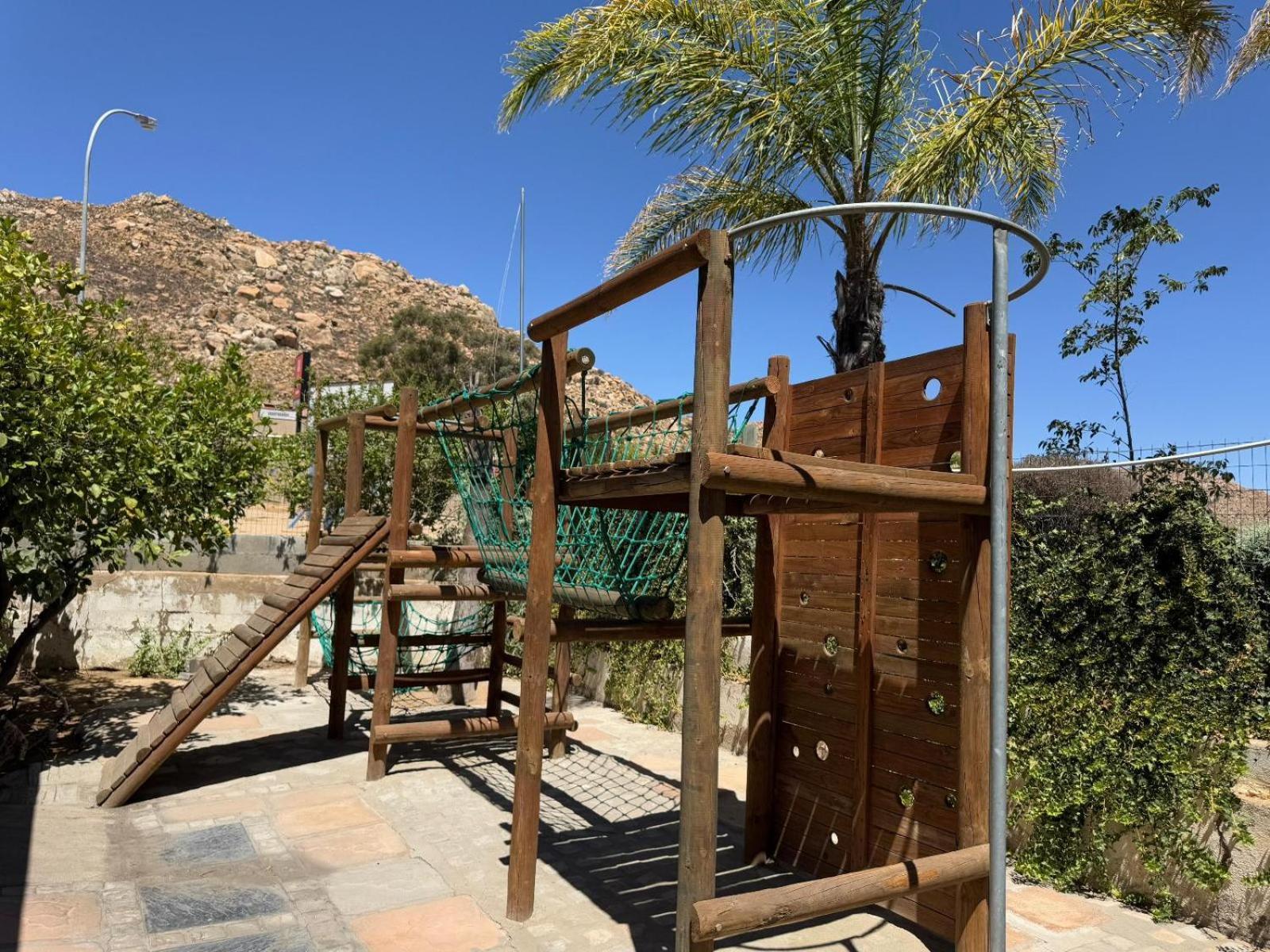 Herb Garden Restaurant & Rooms สปริงบ็อค ภายนอก รูปภาพ